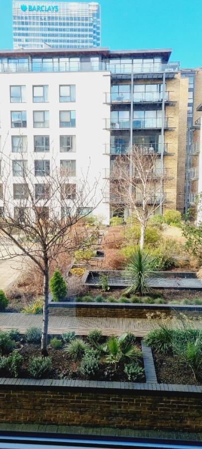 Double King Suite, Canary Wharf Waterfront 런던 외부 사진