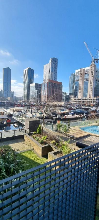 Double King Suite, Canary Wharf Waterfront 런던 외부 사진